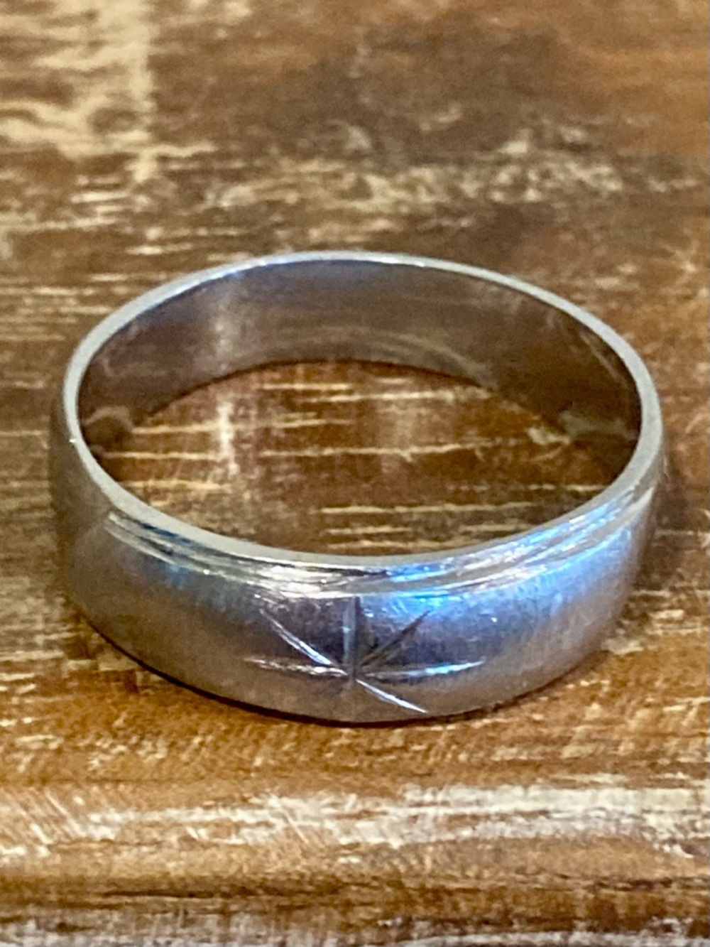 Silver Tone Star-Engraved Band Ring Size 9.5 - Picture 3 of 12